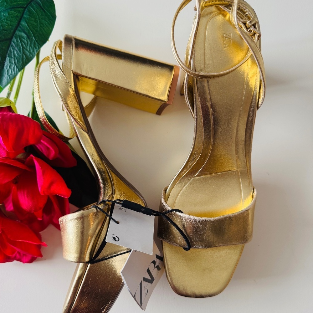ZARA GOLD STRAPPY CHUNKY PLATFORM HEEL SANDALS SIZE 39